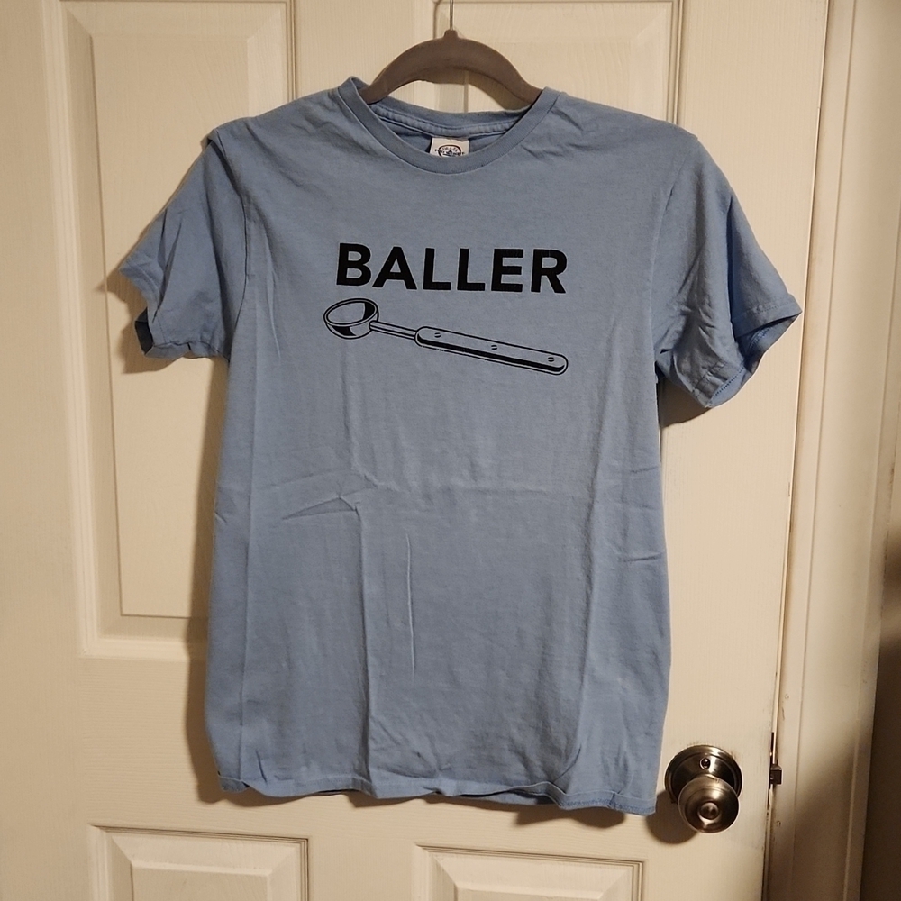 Women's graphic tee